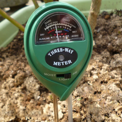 3 in 1 Moisture, Light & Ph Tester - For Indoor / Outdoor Plants Gardens & Lawns