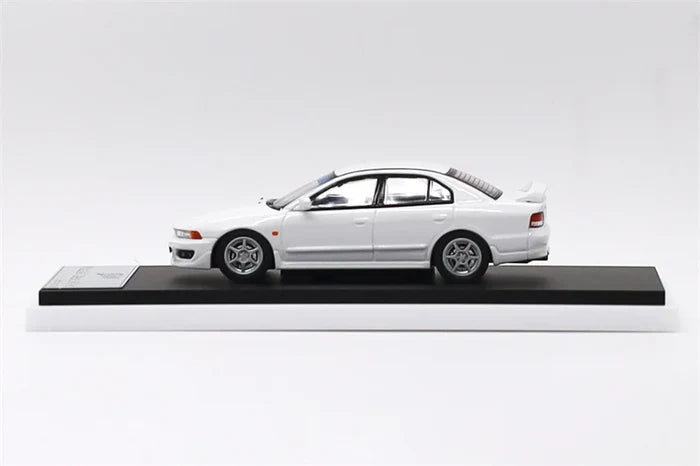 Bliss 1:64 Galant VR-4 / Delica L300 2025HECHZ Diecast Model Car