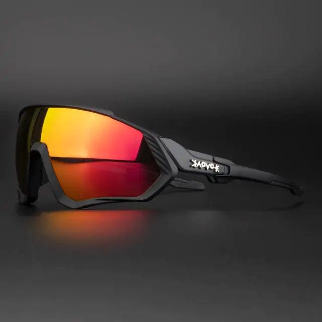 02 / 1 Lens