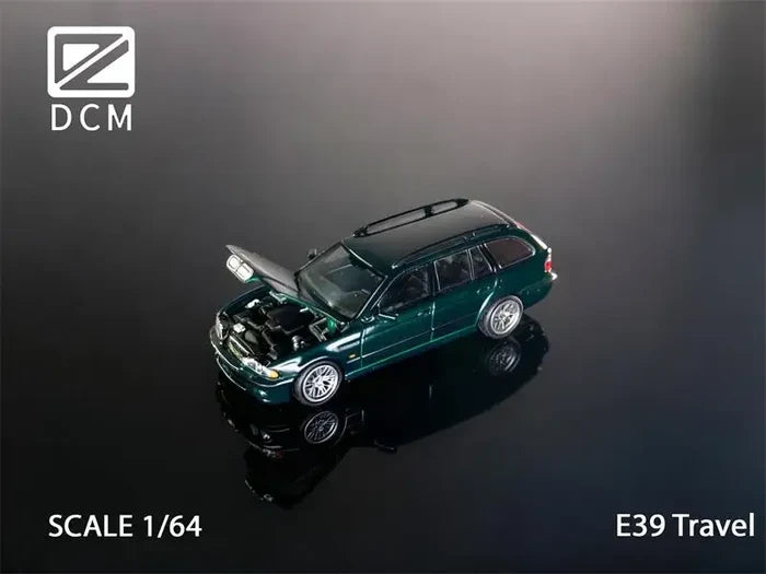 DCM 1:64 E39 Wagon Blue Green Black Silver Gray Die-Cast Car Model Collection Miniature