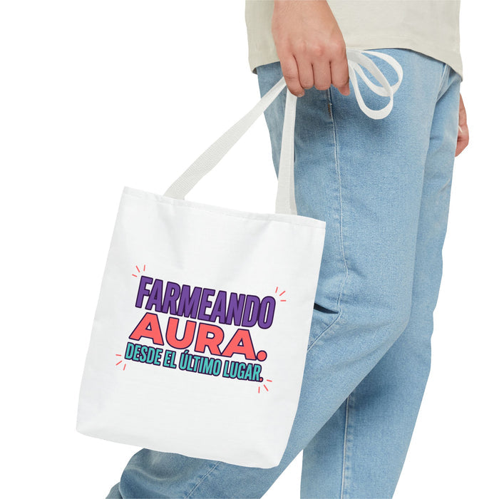 Farmeando Aura — Desde El Último Lugar Tote Bag