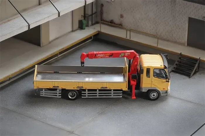 GCD 1:64 Fuso boom truck RHD limited888 Diecast Model Car