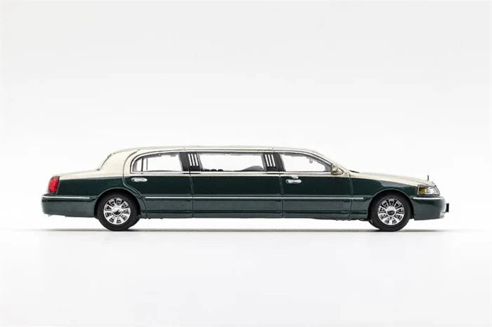 GCD 1:64 Lincoln Town Car Mk3 FN145 SilverBlue/GoldGreen  LHD Diecast Model Car