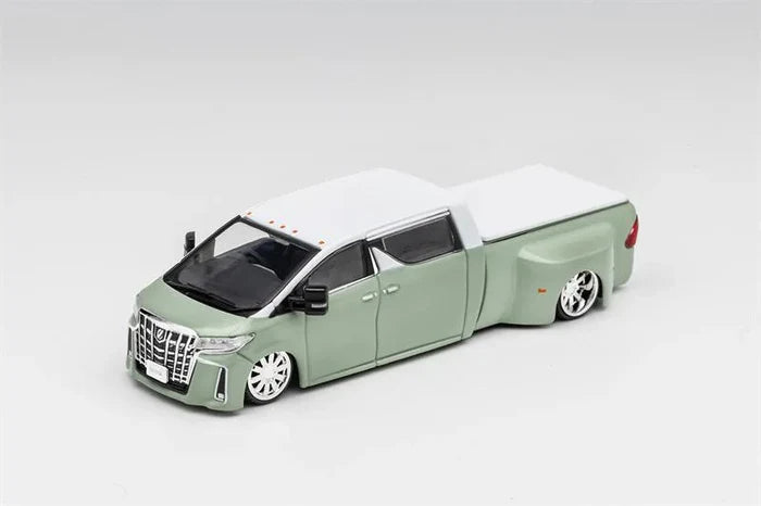 GCD 1:64 Toyota Alphard NATS Alphard Super Dually Truck RHD Diecast Model Car