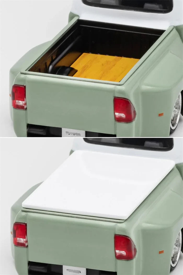 GCD 1:64 Toyota Alphard NATS Alphard Super Dually Truck RHD Diecast Model Car