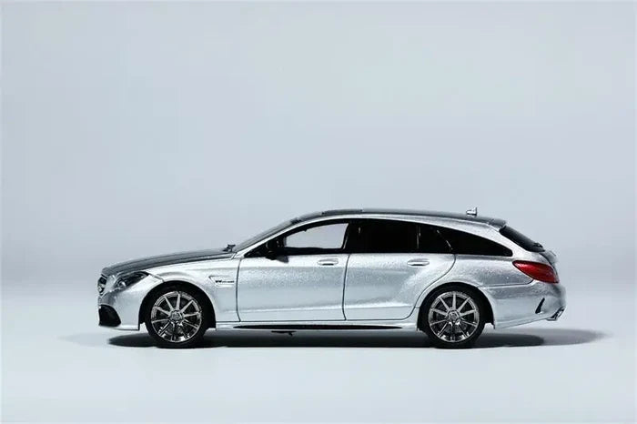 KING MODEL 1:64 CLS63 shooting brake Limited999 Diecast Model Car
