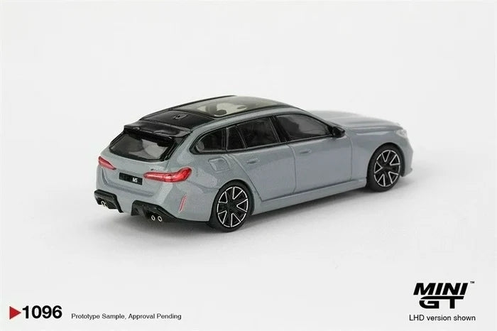 MINI GT 1:64 M3 Competition Touring Portimao / M5 Touring G99 Brooklyn Die-Cast Car Model Miniature Gifts