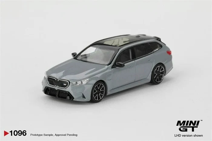 MINI GT 1:64 M3 Competition Touring Portimao / M5 Touring G99 Brooklyn Die-Cast Car Model Miniature Gifts