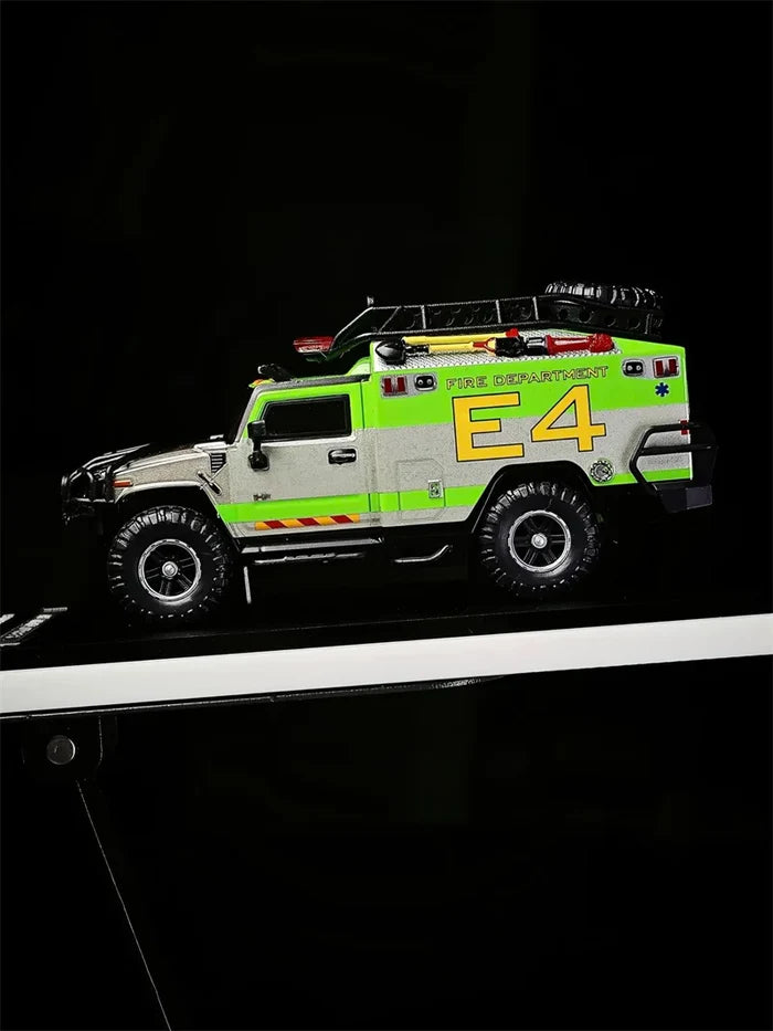 MK Miniatures 1:64 H2 Hummer Ambulance Die-Cast Car Model Miniature Gifts