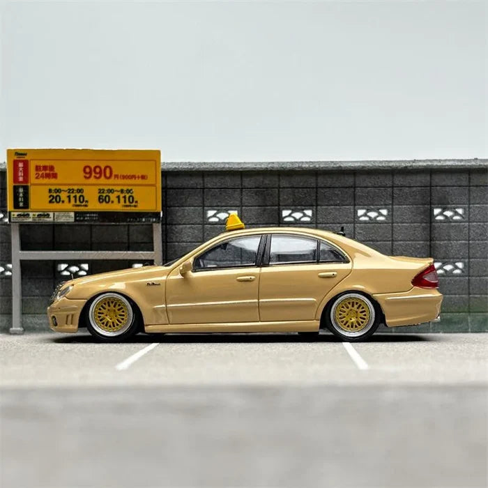 MK MODEL 1:64 E63 W211 Taxi Yellow Diecast Model Car