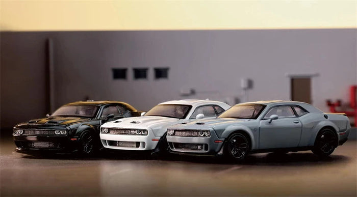 SH  Stance Hunters 1:64 Dodge SRT Hellcat Metallic Grey Diecast Model Car