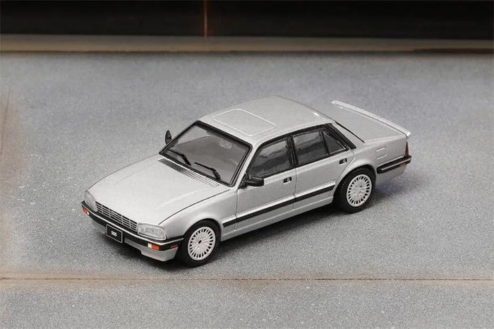 SHADOW 1:64 505 LHD Diecast Model Car