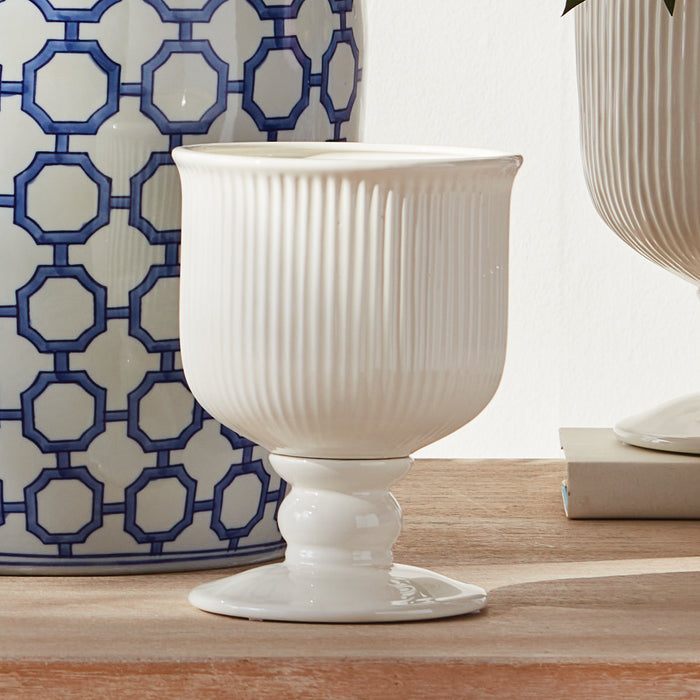 Sinclair Footed Urn – Small
