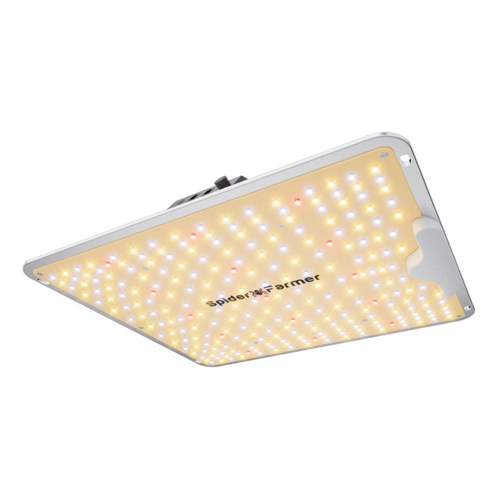 Spider Farmer SF1000 100W LED grow light with Bridgelux diodes