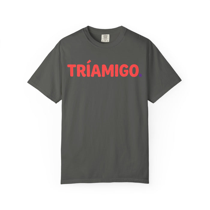 Tríamigo Graphic Tee — Bold Spanish Friendship T-Shirt