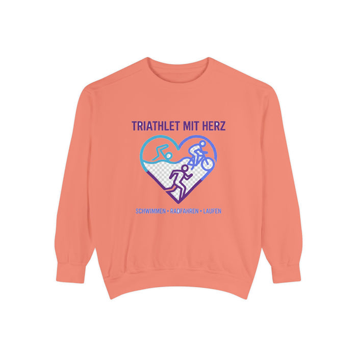 Triathlet mit Herz Crewneck Sweatshirt — Swim Bike Run German Triath