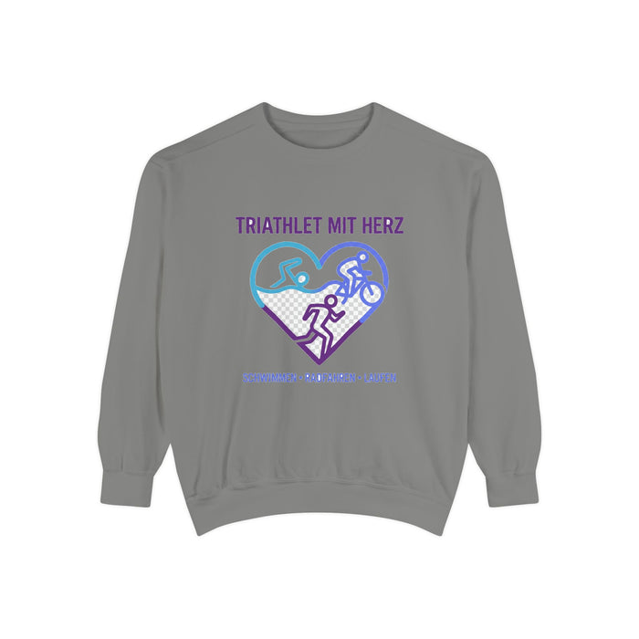 Triathlet mit Herz Crewneck Sweatshirt — Swim Bike Run German Triath
