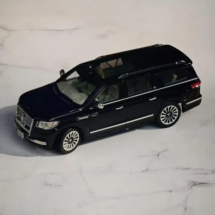 WTX 1:64 Lincoln Navigator Die-Cast Car Model Miniature Gifts