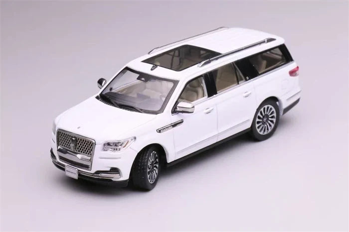 WTX 1:64 Navigator Full-Size SUV Black / White Diecast Model Car